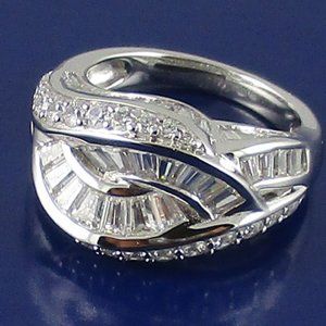 Victoria Wieck 3.18ct Absolute Interlocking Ring